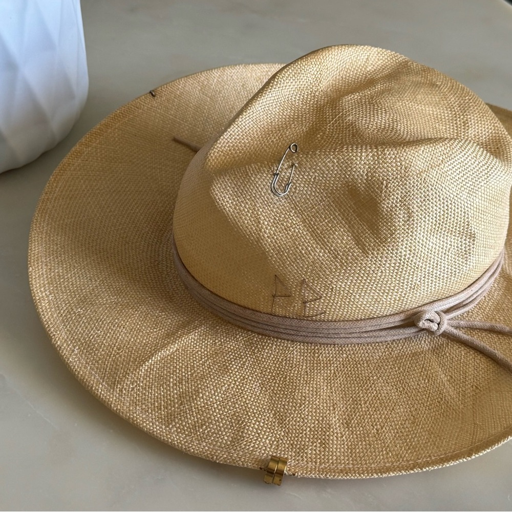 Stylish Tan Women's Hat